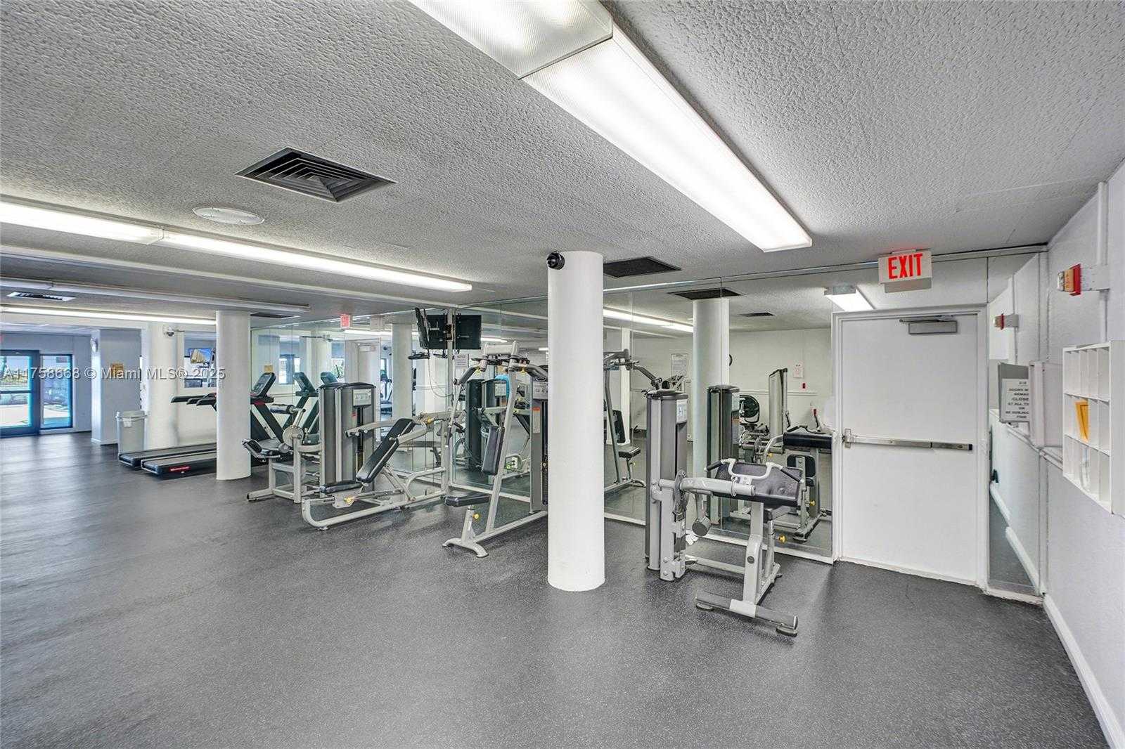 Small Image of 1950 SOUTH OCEAN DR #8J, Hallandale Beach Number 32