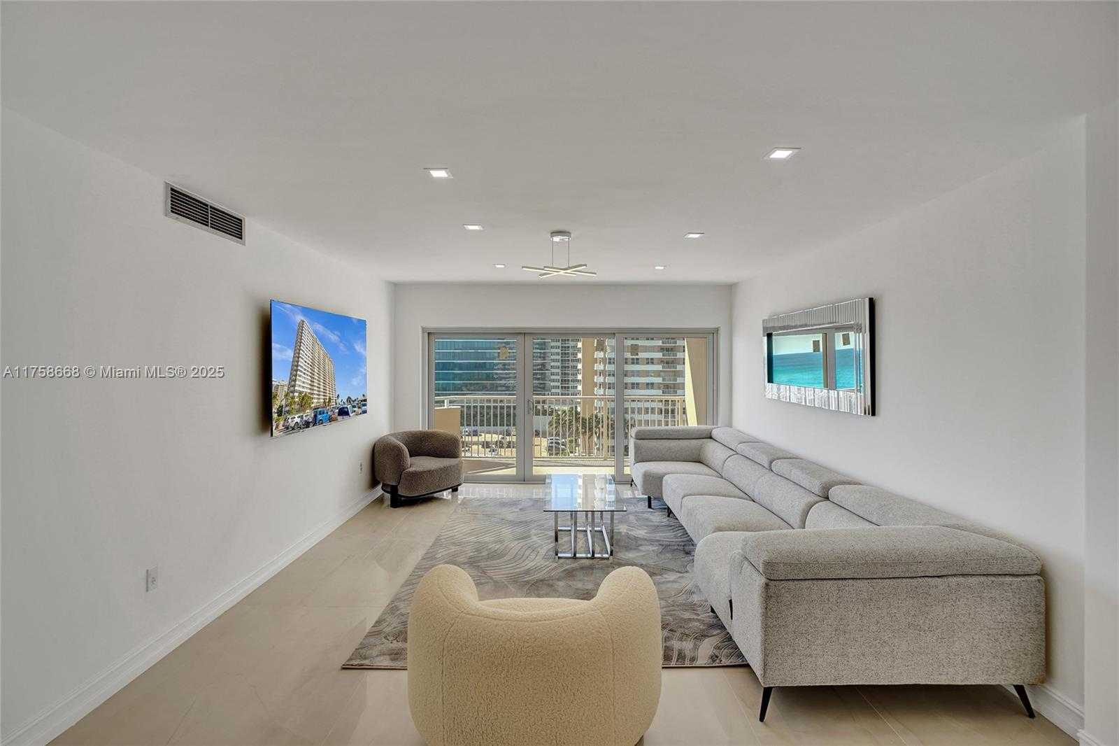 Small Image of 1950 SOUTH OCEAN DR #8J, Hallandale Beach Number 5
