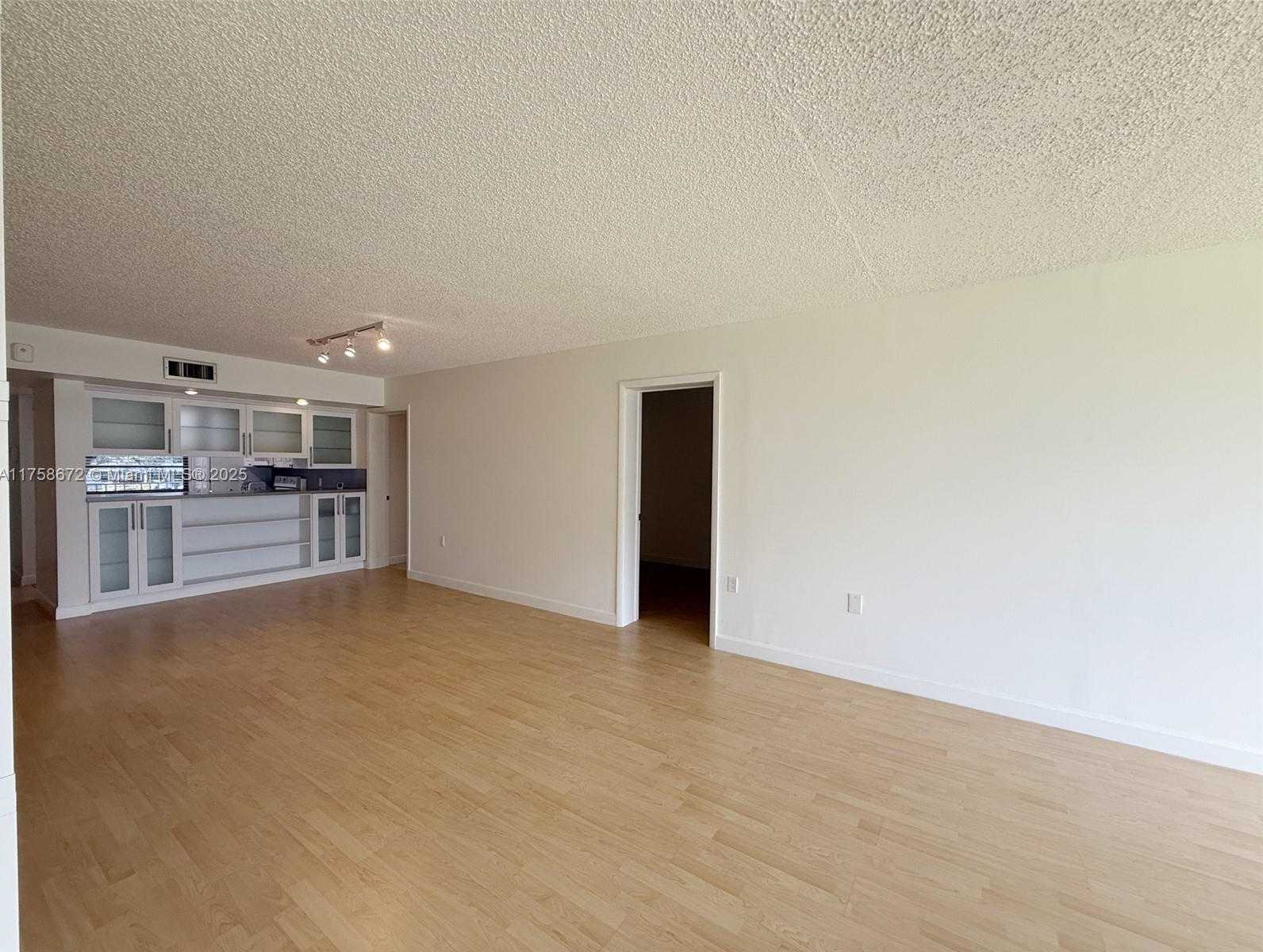 Small Image of 1504 SOUTH WHITEHALL DR #206, Davie Number 10