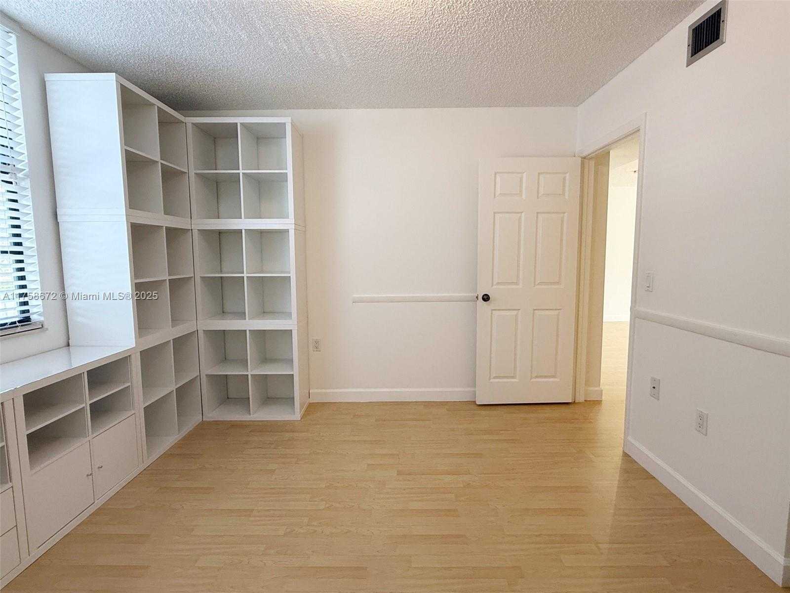 Small Image of 1504 SOUTH WHITEHALL DR #206, Davie Number 27