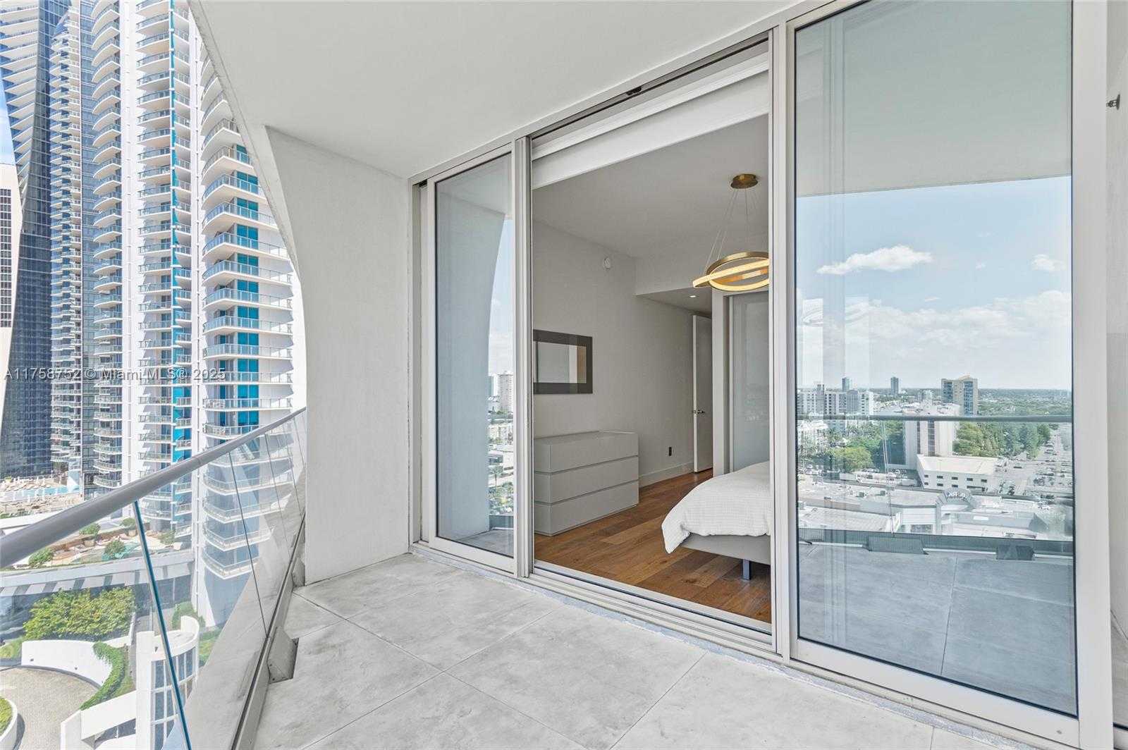 Small Image of 16901 COLLINS AVE #1203, Sunny Isles Beach Number 10