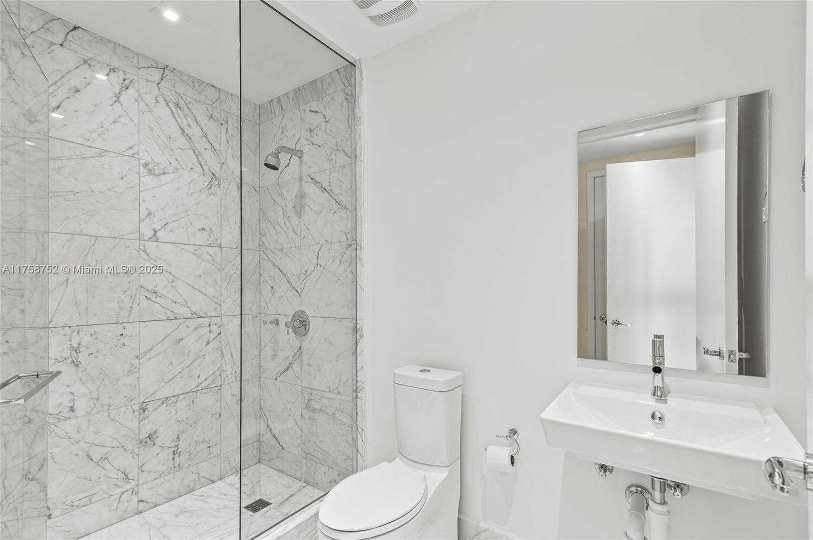 Small Image of 16901 COLLINS AVE #1203, Sunny Isles Beach Number 12