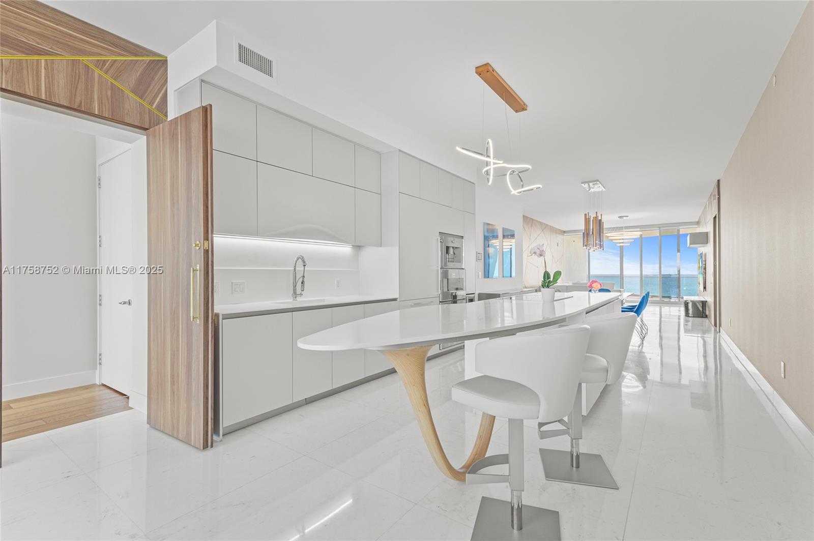 Small Image of 16901 COLLINS AVE #1203, Sunny Isles Beach Number 4