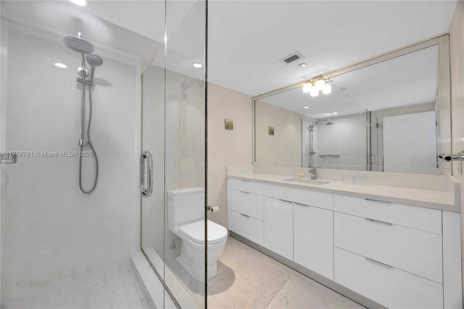 Small Image of 2127 BRICKELL AVE #801, Miami Number 21