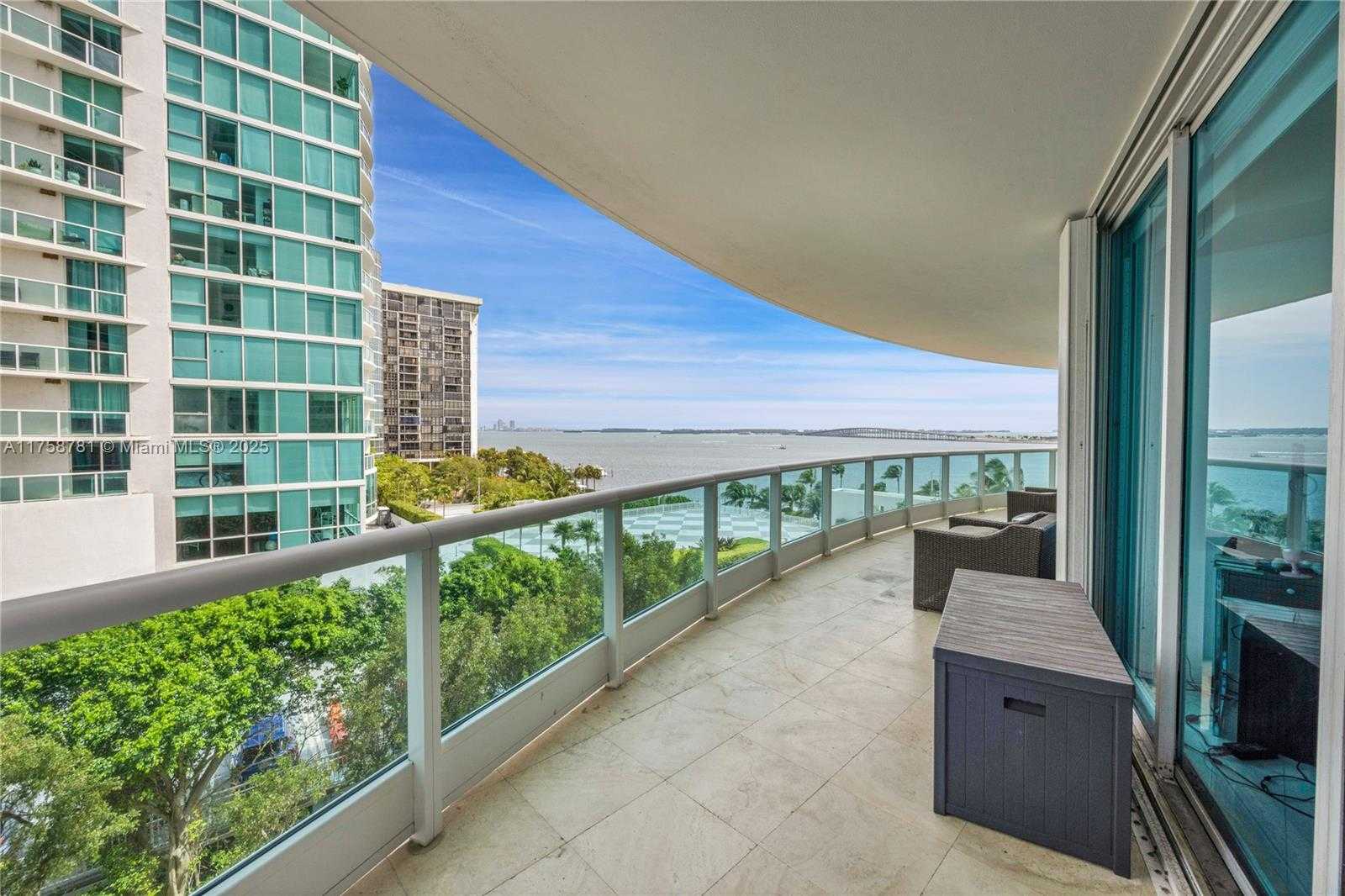 Small Image of 2127 BRICKELL AVE #801, Miami Number 25