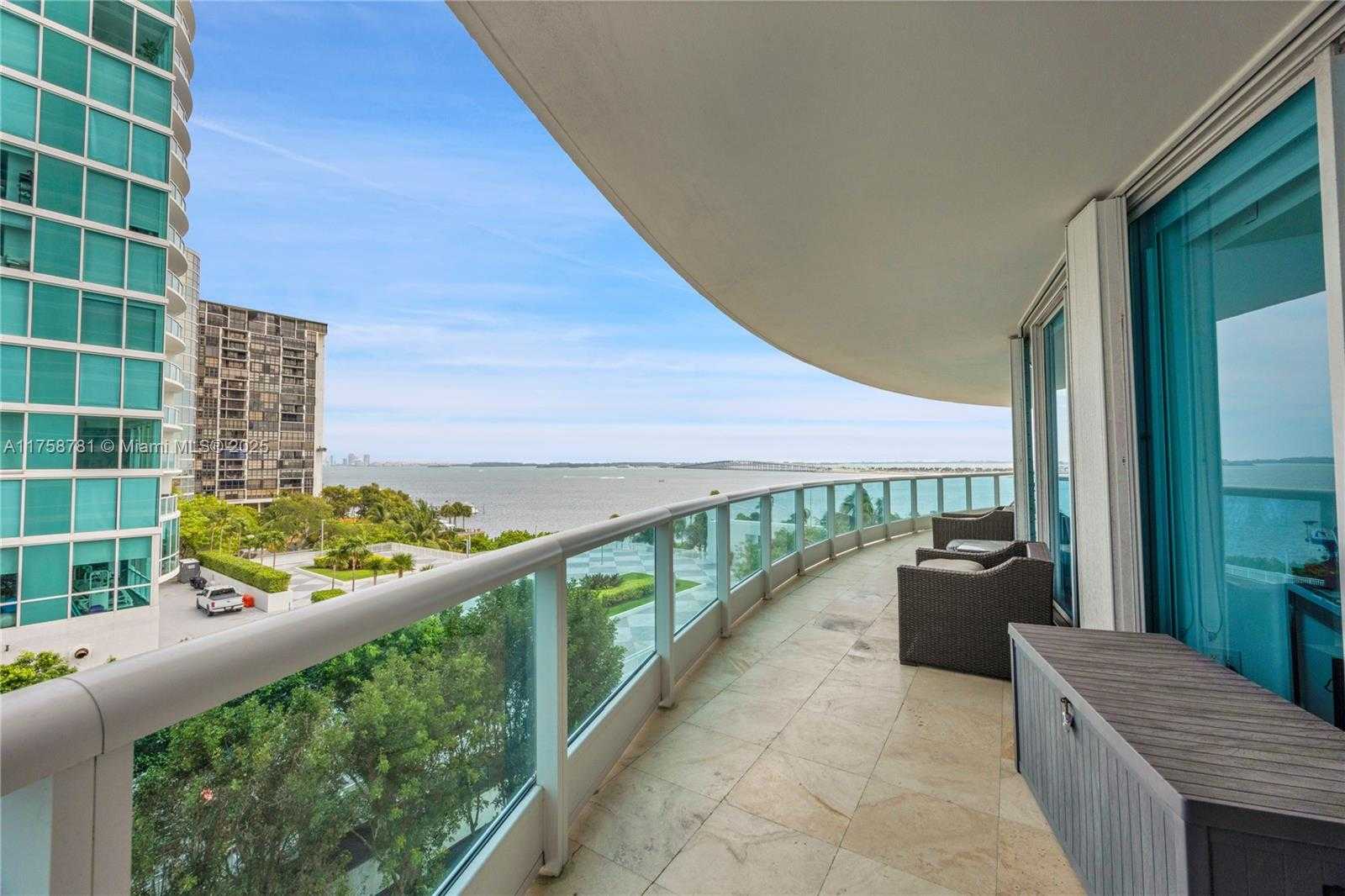 Small Image of 2127 BRICKELL AVE #801, Miami Number 27