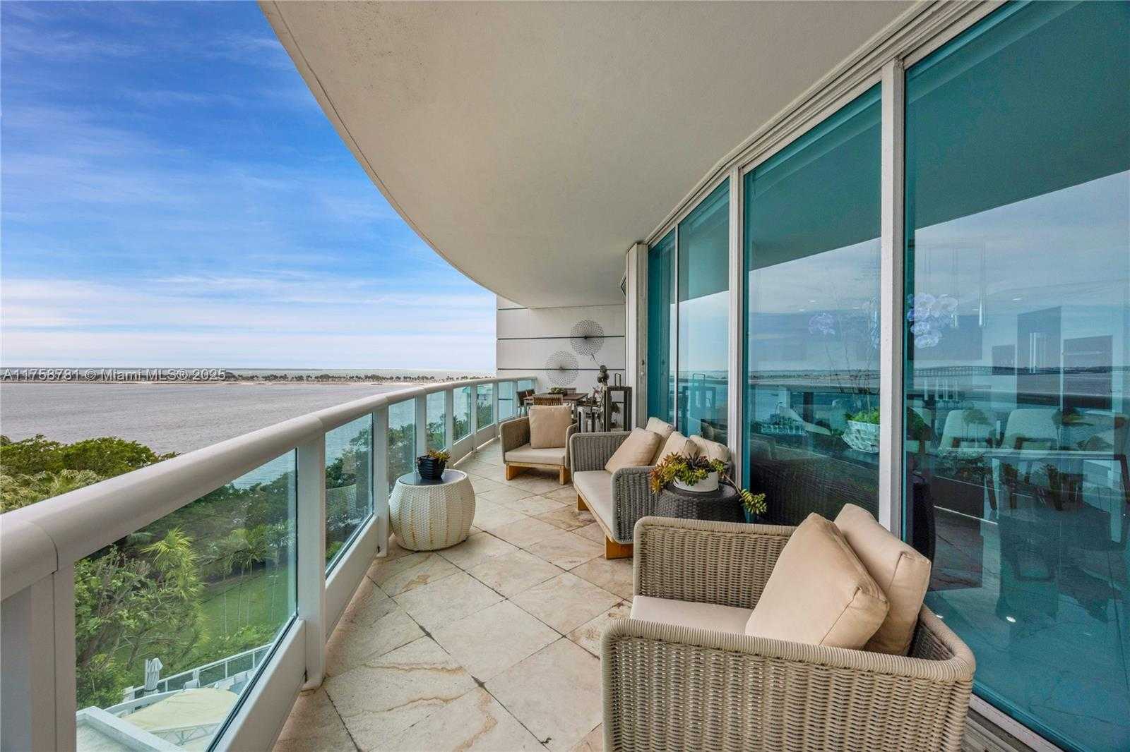 Small Image of 2127 BRICKELL AVE #801, Miami Number 33
