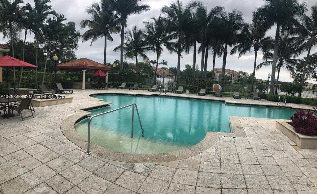 Imagen de Pequeño Objeto
