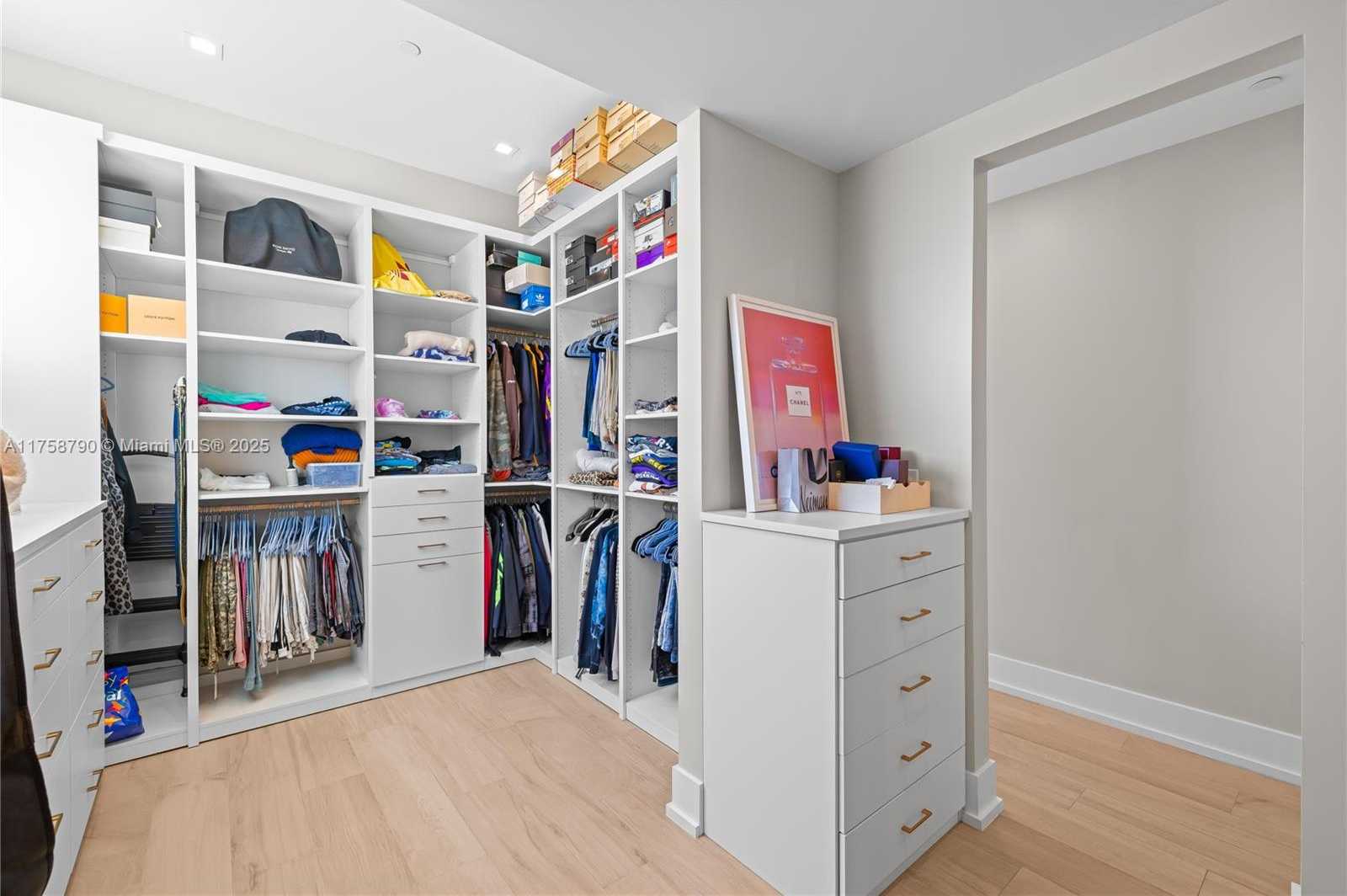 Small Image of 7934 WEST DRIVE #501, North Bay Village Number 31