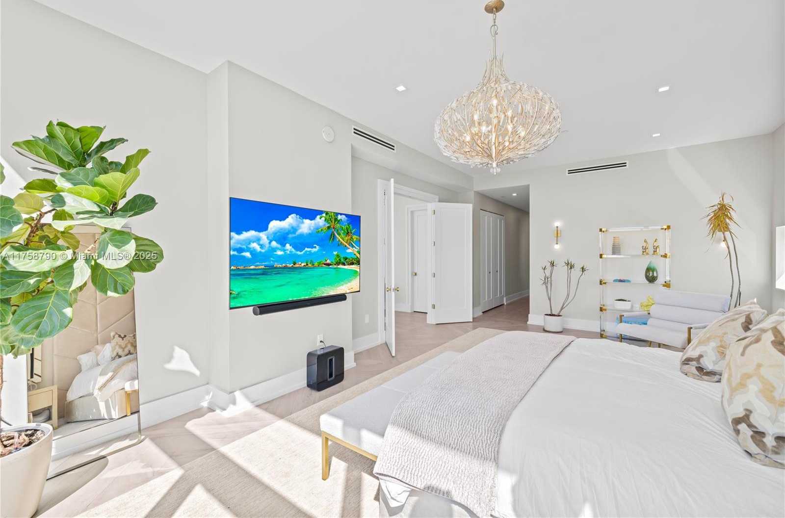 Small Image of 7934 WEST DRIVE #501, North Bay Village Number 33