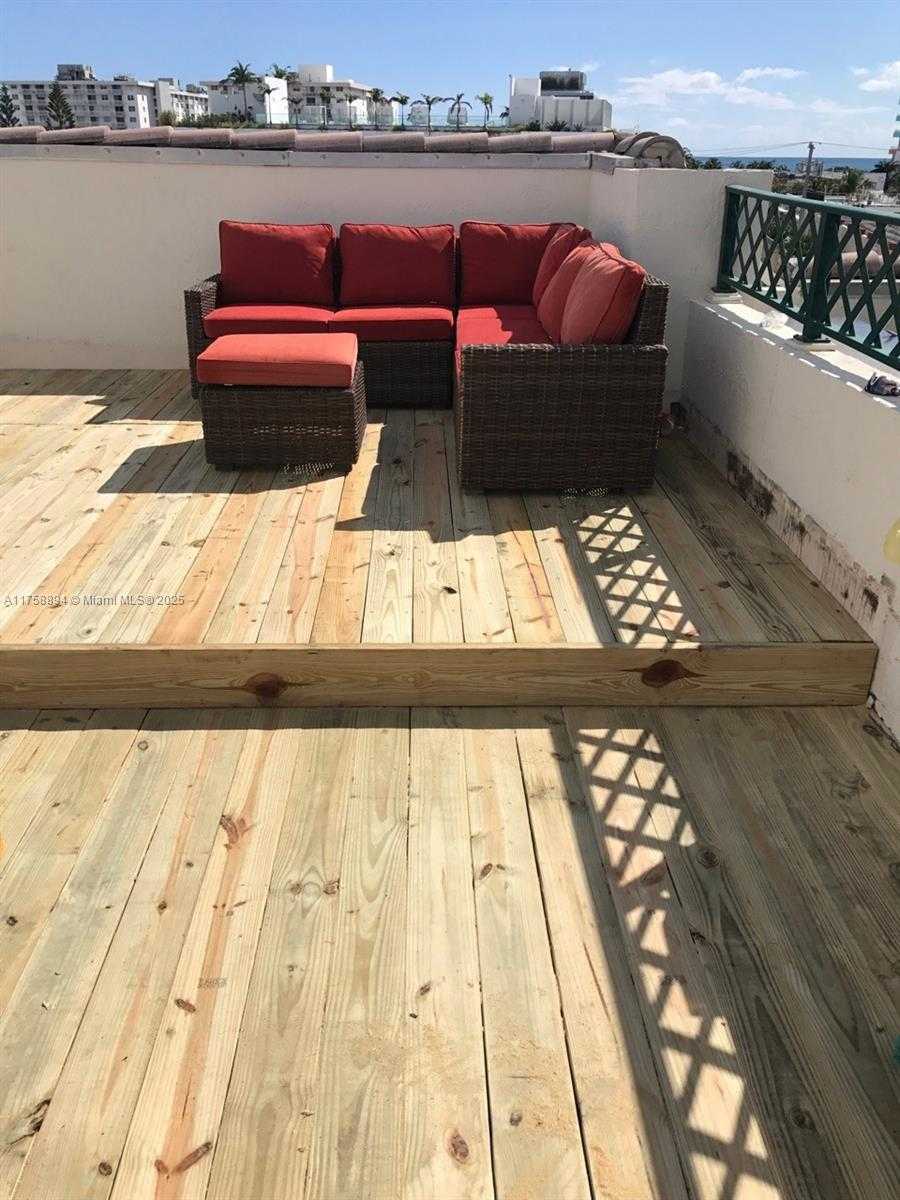 Small Image of 300 EUCLID AVE #209, Miami Beach Number 10