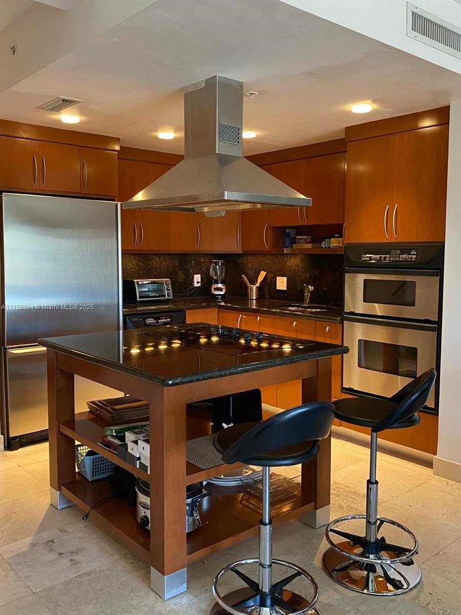 Small Image of 300 EUCLID AVE #209, Miami Beach Number 5