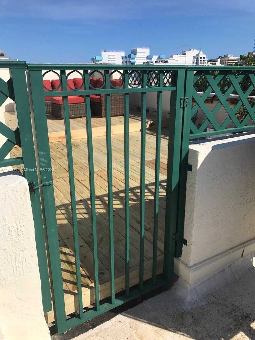 Small Image of 300 EUCLID AVE #209, Miami Beach Number 9