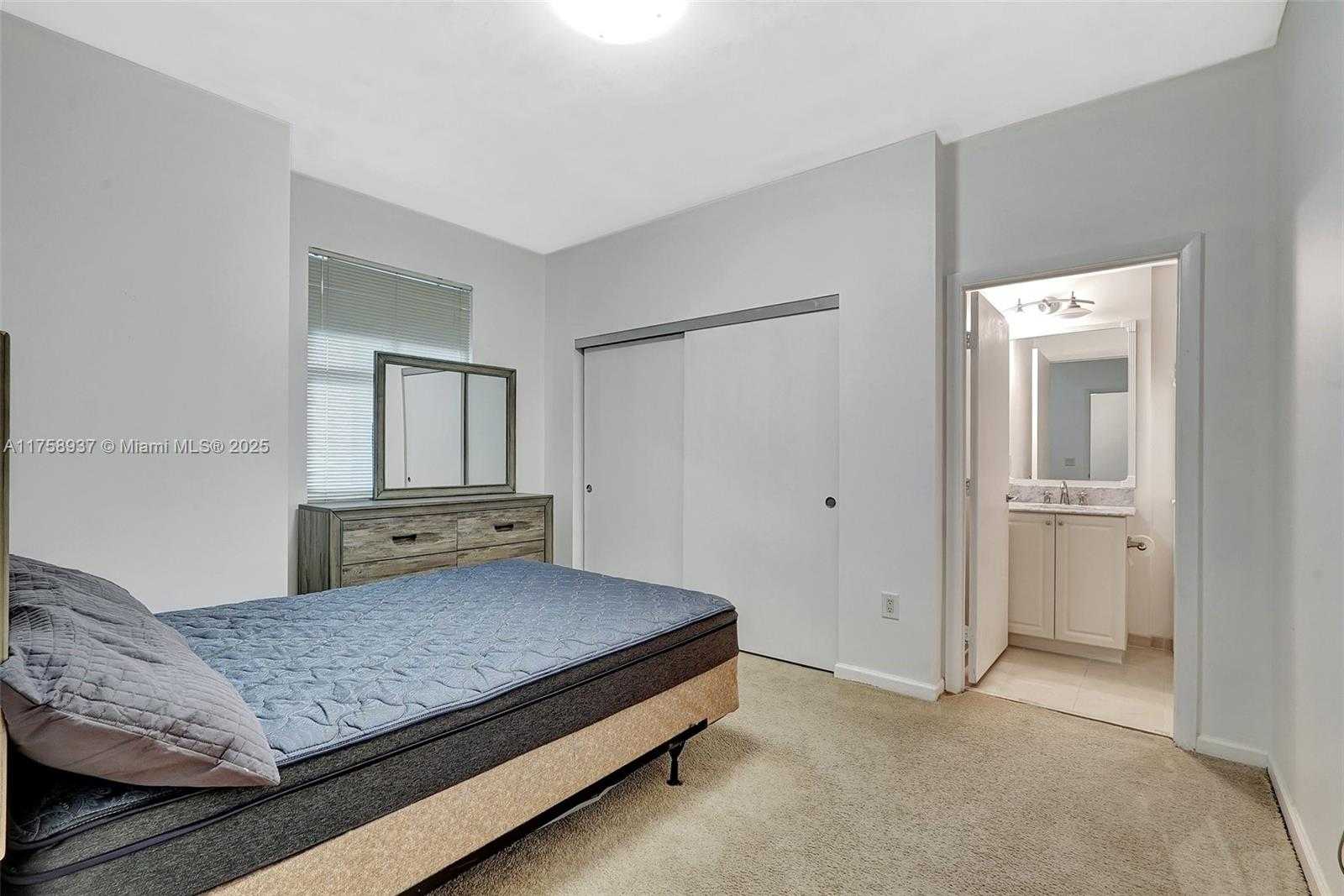 Small Image of 3340 NORTH EAST 190TH ST #1608, Aventura Number 34