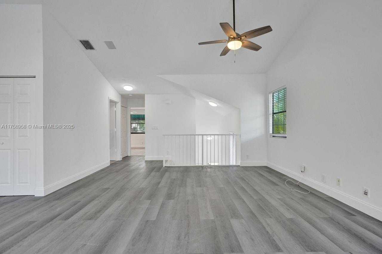 Small Image of 1627 CYPRESS POINTE DR #2-1, Coral Springs Number 41
