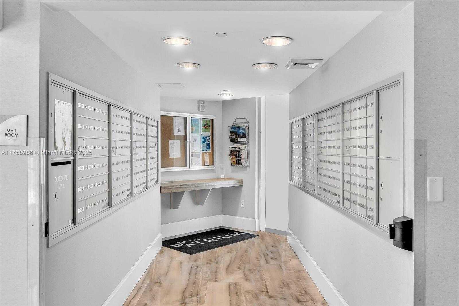 Small Image of 3131 NORTH EAST 188TH ST #1-508, Aventura Number 26
