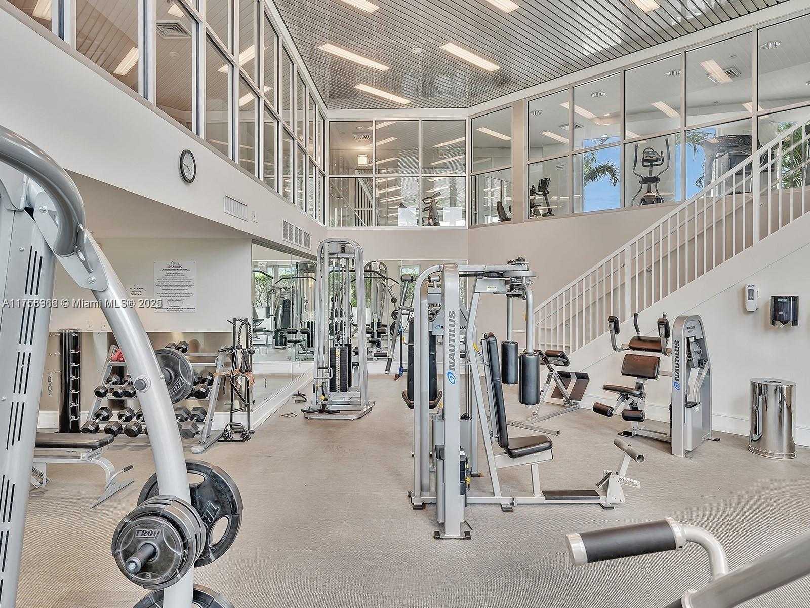 Small Image of 3131 NORTH EAST 188TH ST #1-508, Aventura Number 29