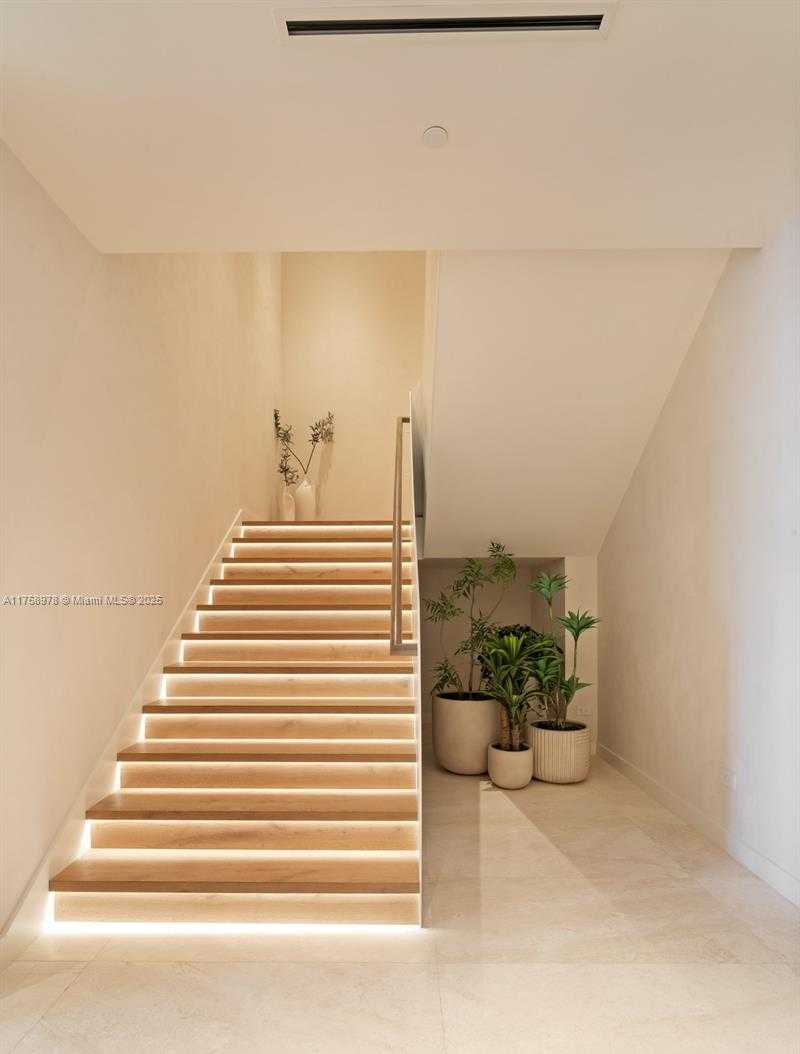 Small Image of 18501 COLLINS AVE #SK2301, Sunny Isles Beach Number 20