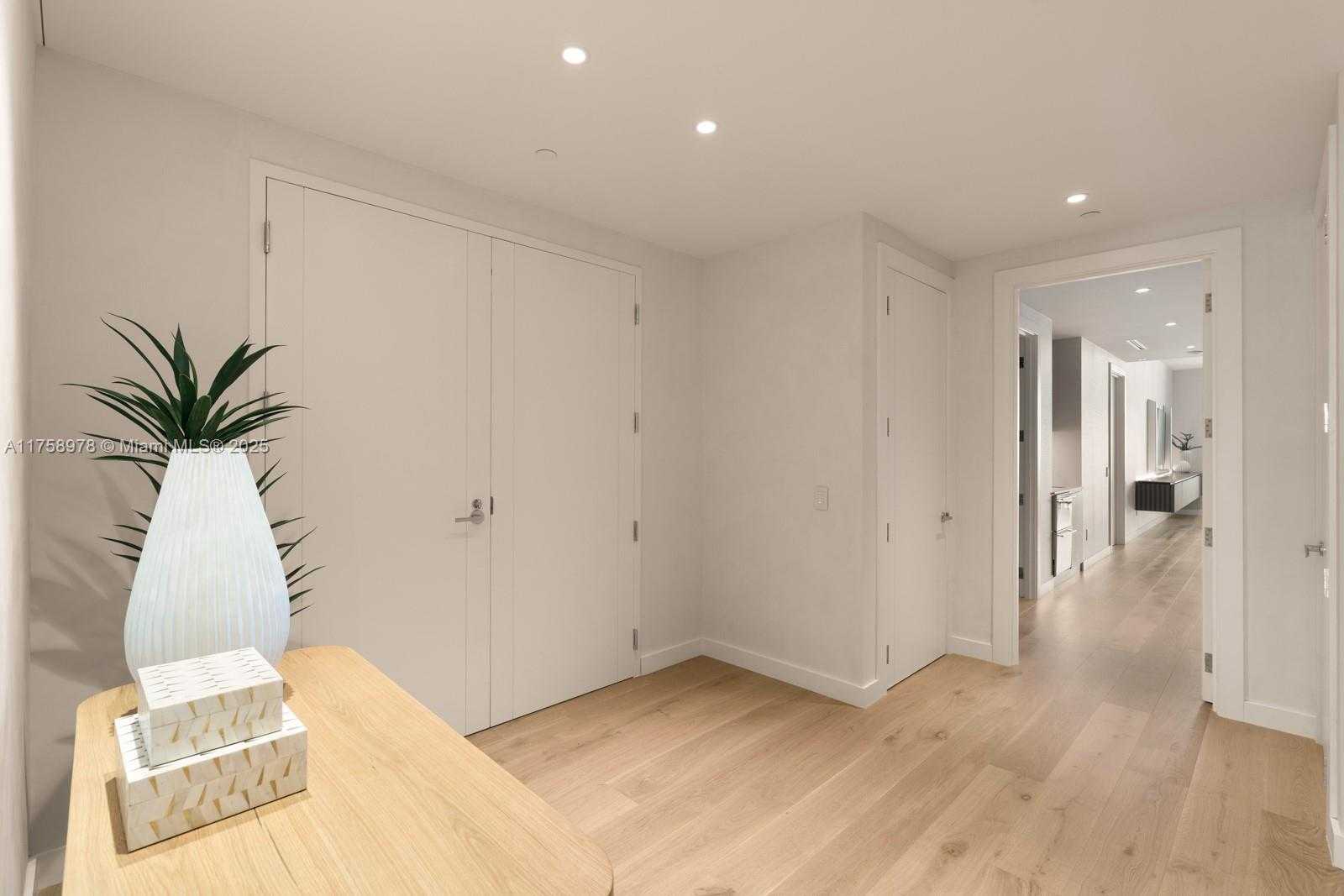 Small Image of 18501 COLLINS AVE #SK2301, Sunny Isles Beach Number 24
