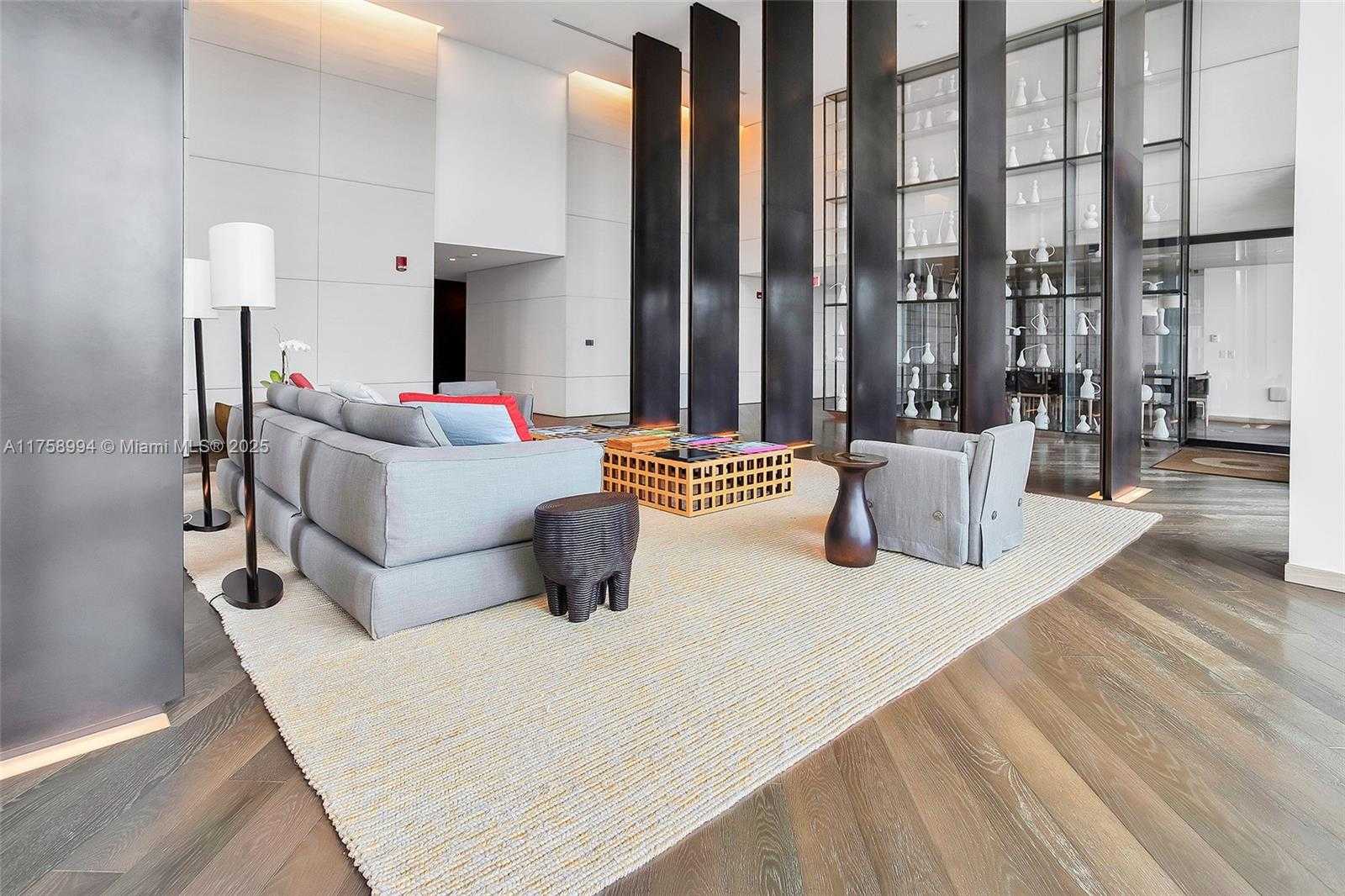 Small Image of 350 OCEAN DR #405N, Key Biscayne Number 15
