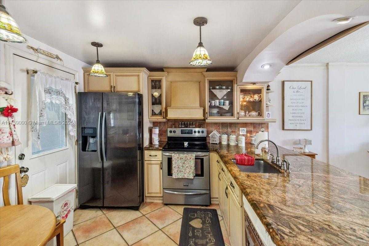 Small Image of 3550 NORTH EAST 169TH ST #300, North Miami Beach Number 14