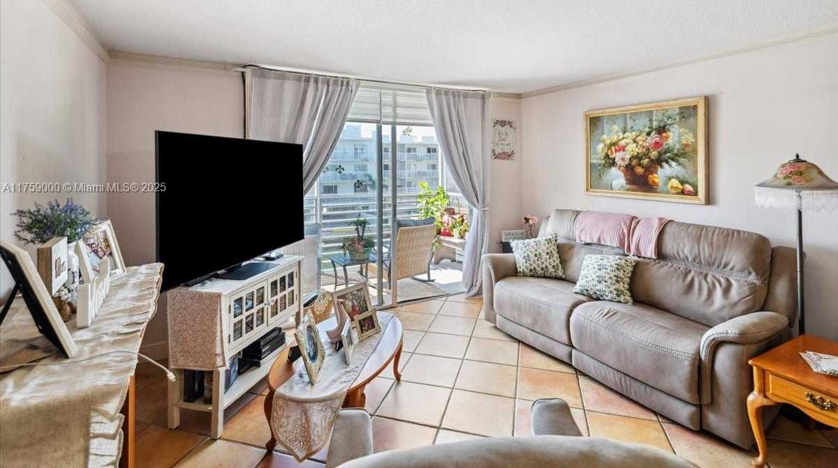 Small Image of 3550 NORTH EAST 169TH ST #300, North Miami Beach Number 22
