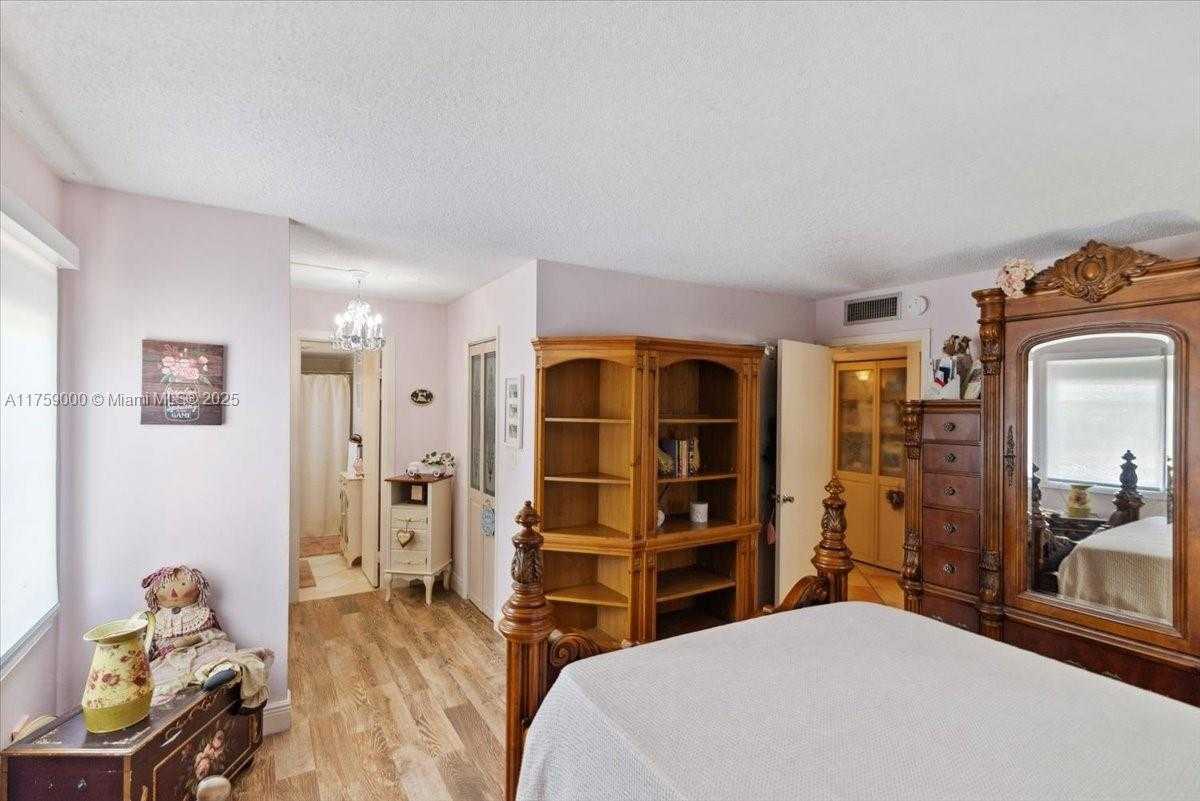 Small Image of 3550 NORTH EAST 169TH ST #300, North Miami Beach Number 30