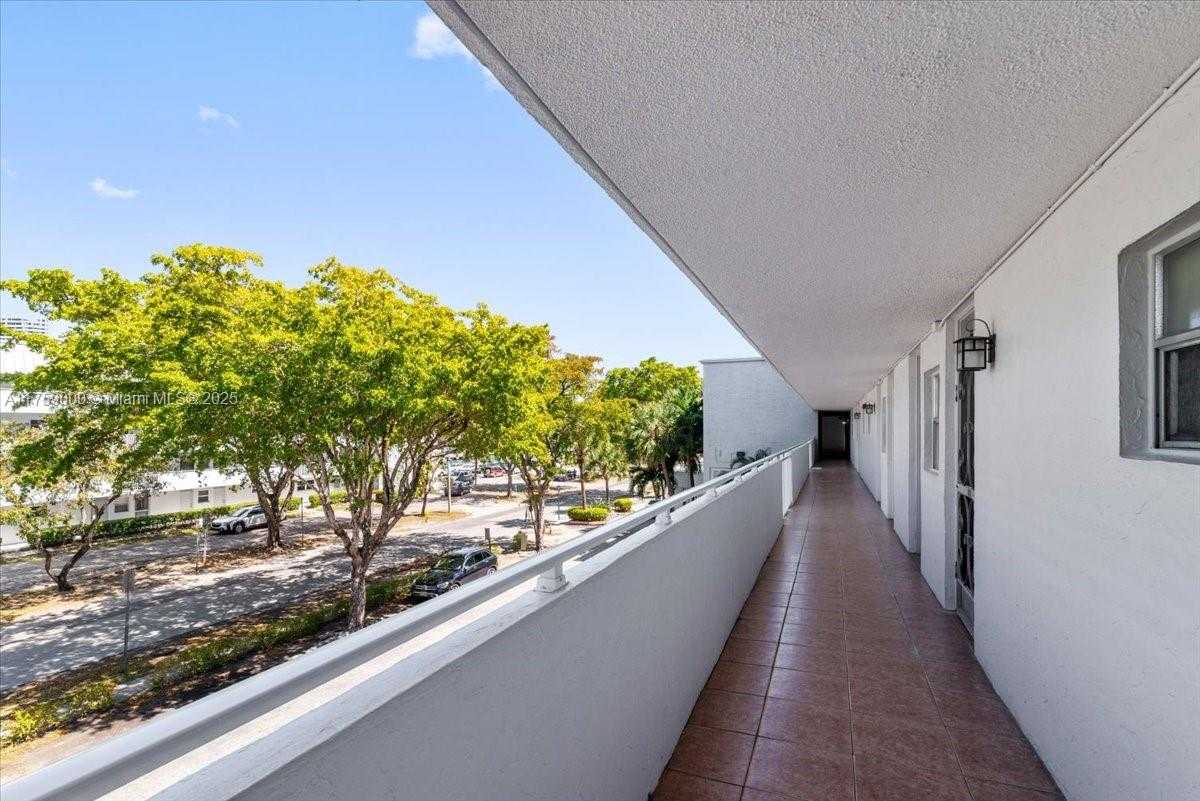 Small Image of 3550 NORTH EAST 169TH ST #300, North Miami Beach Number 40