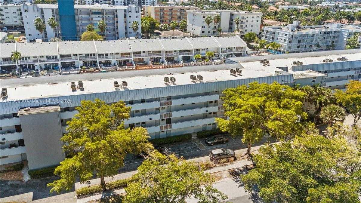 Small Image of 3550 NORTH EAST 169TH ST #300, North Miami Beach Number 8