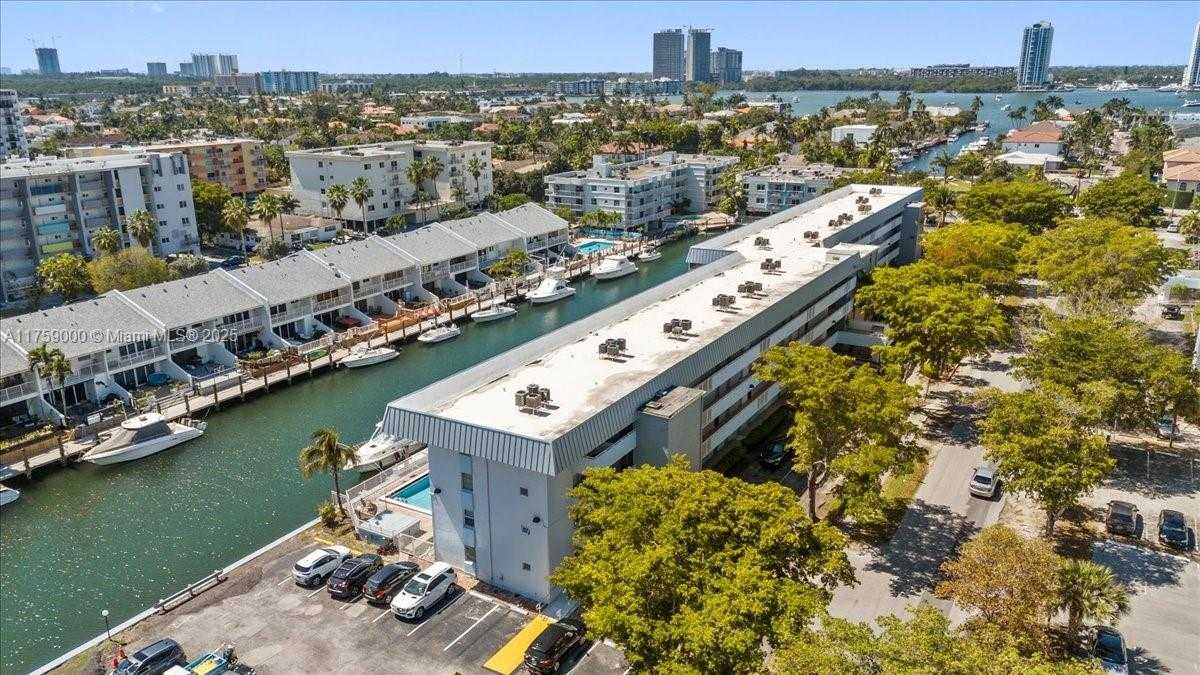 Small Image of 3550 NORTH EAST 169TH ST #300, North Miami Beach Number 9