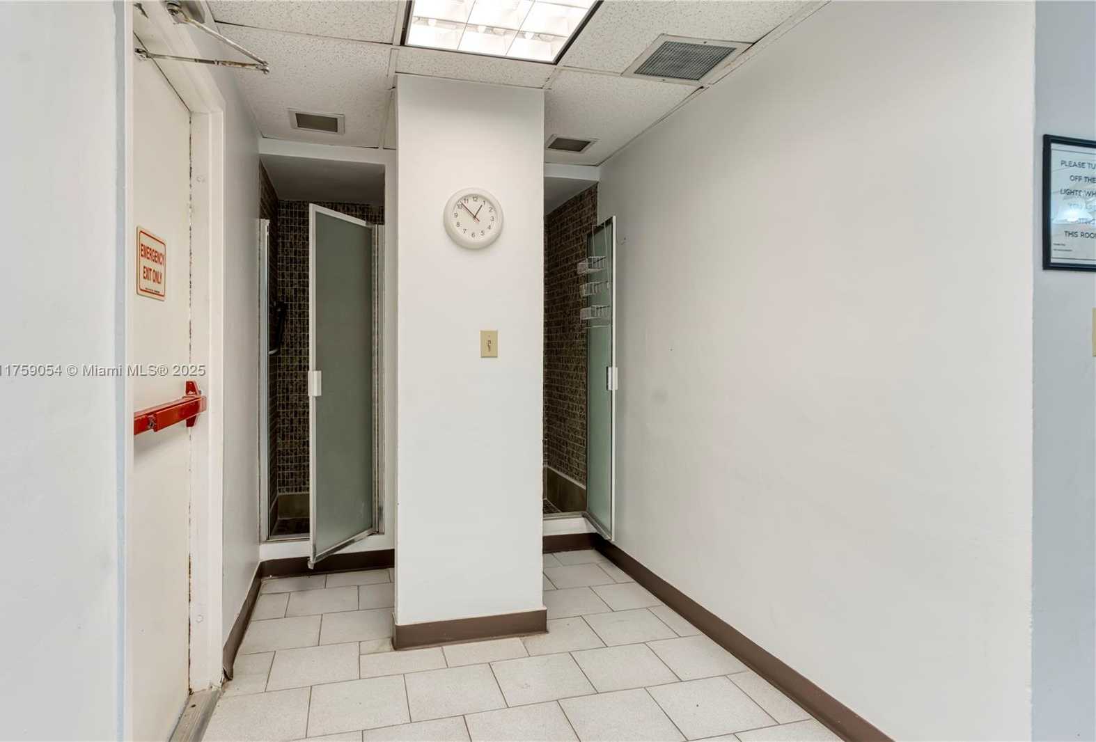 Small Image of 500 BAYVIEW DR #231, Sunny Isles Beach Number 32