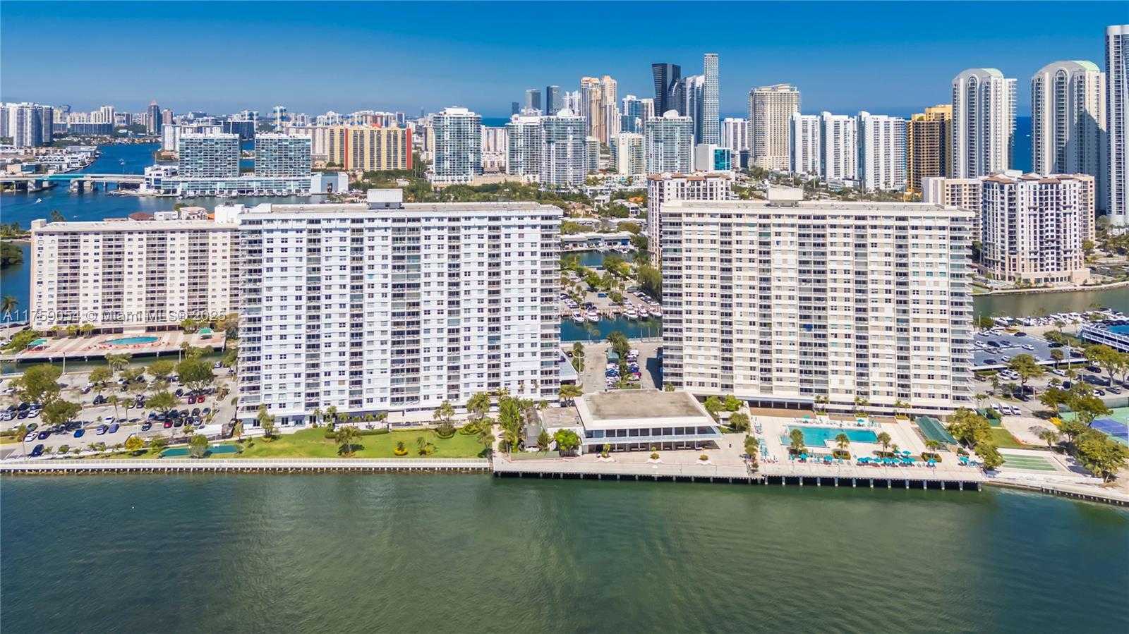 Small Image of 500 BAYVIEW DR #231, Sunny Isles Beach Number 42