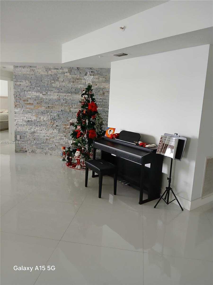 Small Image of 10730 NORTH WEST 66TH ST #108, Doral Number 5