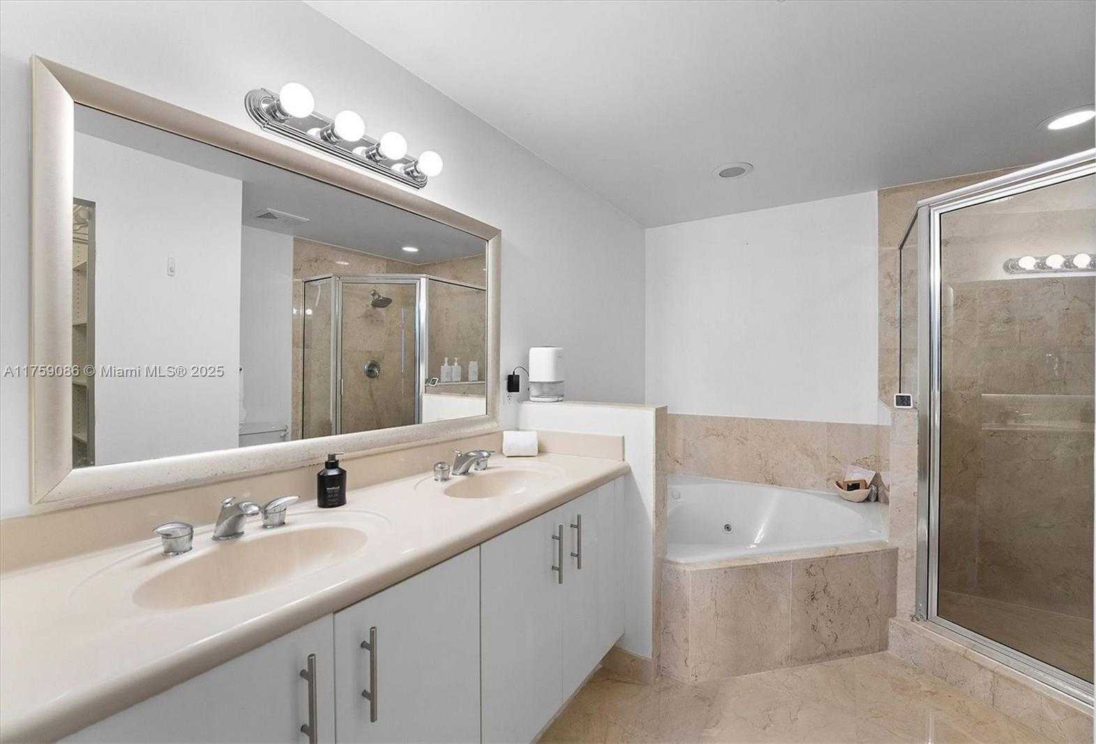 Small Image of 7900 HARBOR ISLAND DR #818, North Bay Village Number 19