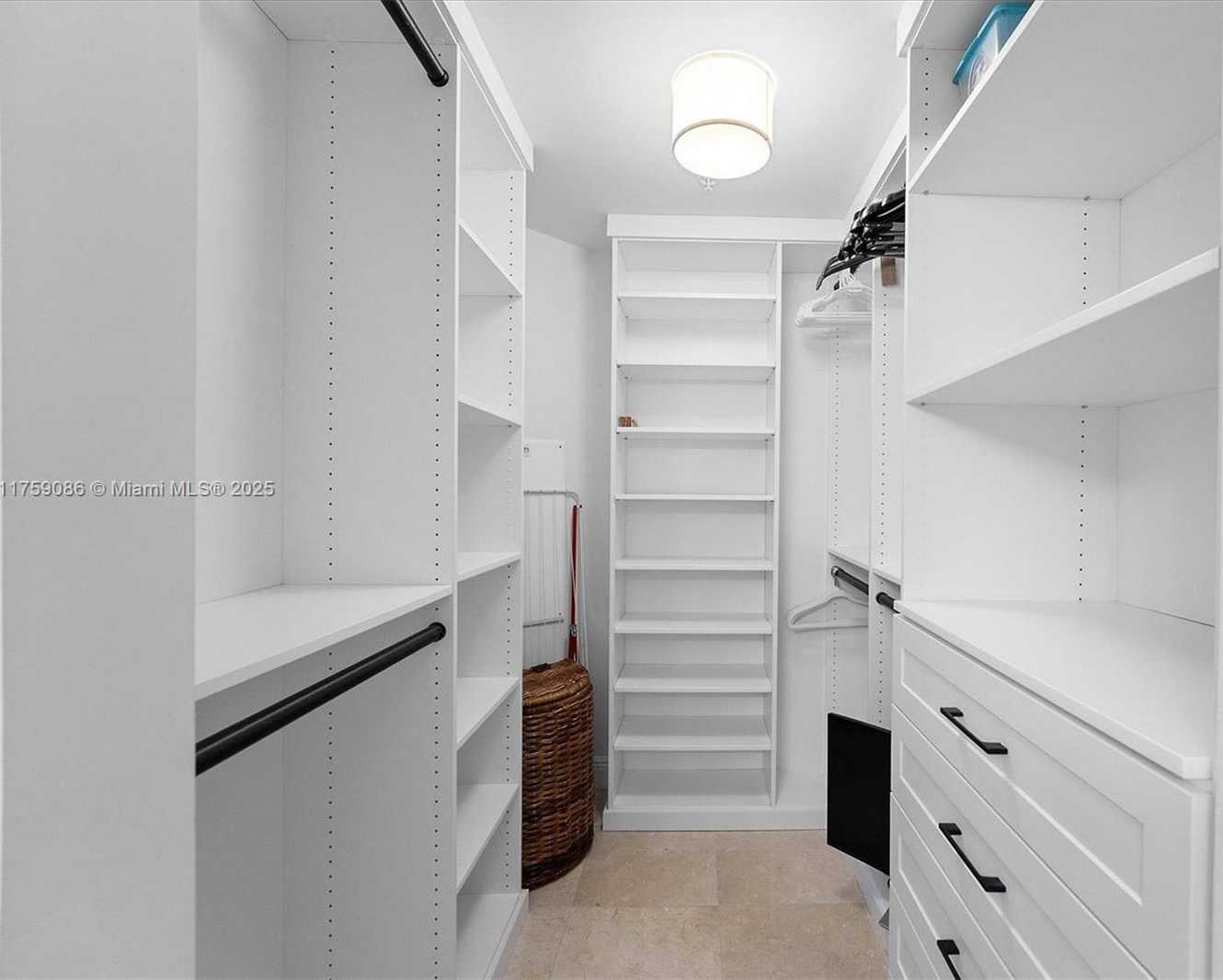 Small Image of 7900 HARBOR ISLAND DR #818, North Bay Village Number 21