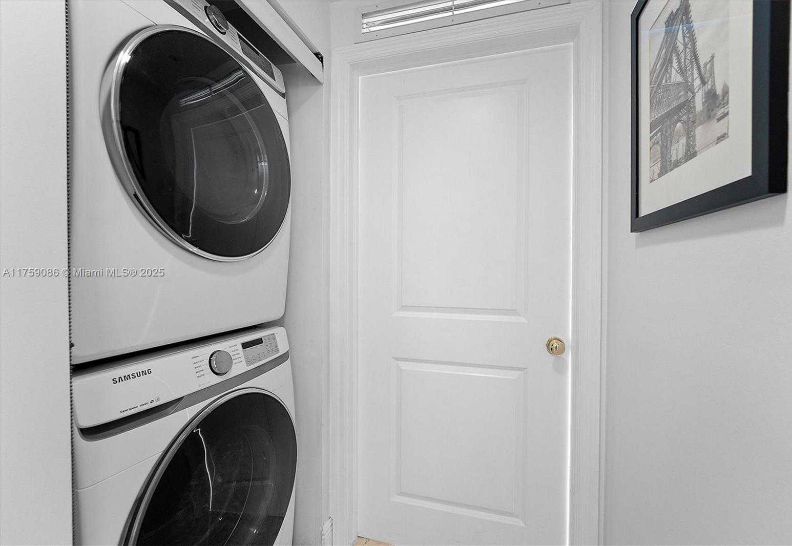 Small Image of 7900 HARBOR ISLAND DR #818, North Bay Village Number 27