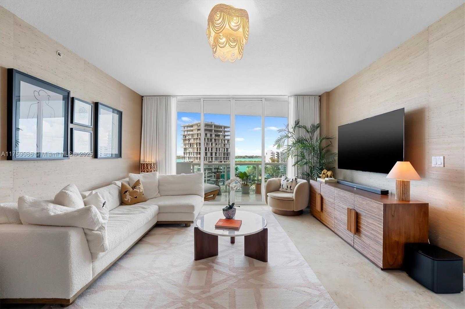 Small Image of 7900 HARBOR ISLAND DR #818, North Bay Village Number 4