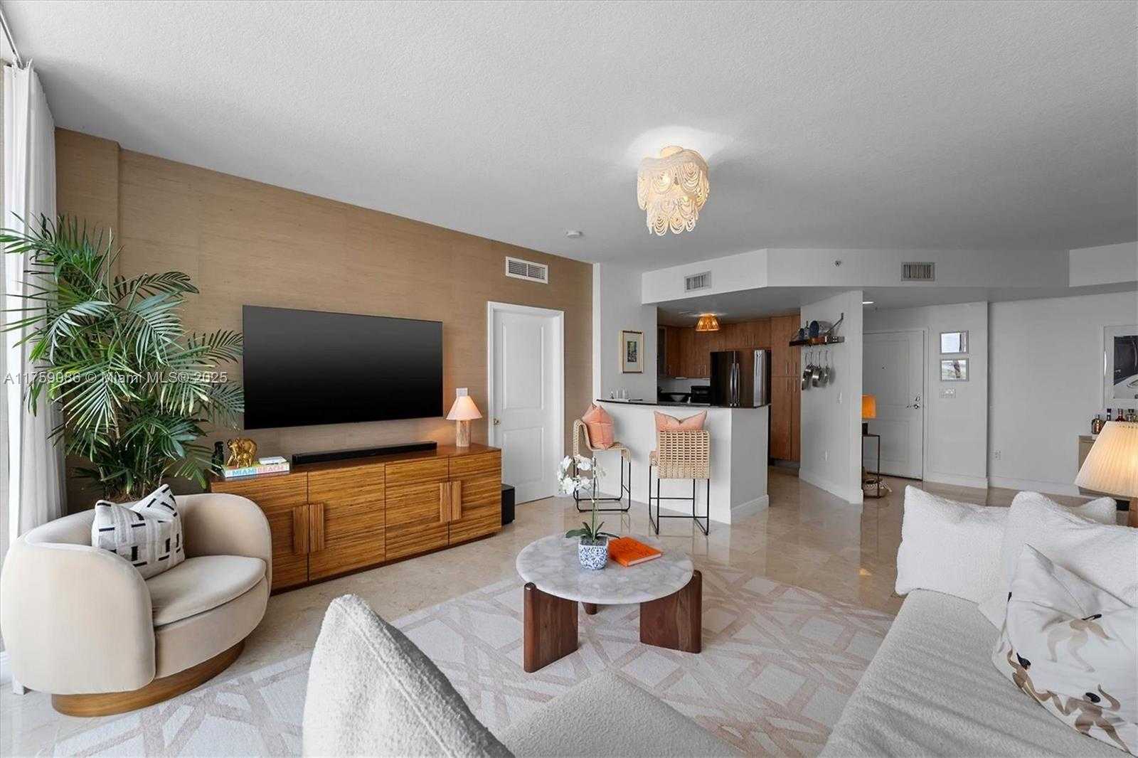 Small Image of 7900 HARBOR ISLAND DR #818, North Bay Village Number 9