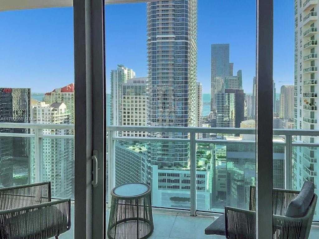 Small Image of 950 BRICKELL BAY DR #3605, Miami Number 13