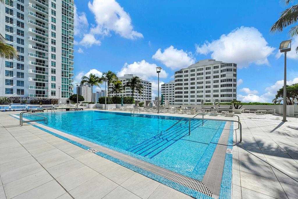 Small Image of 950 BRICKELL BAY DR #3605, Miami Number 46