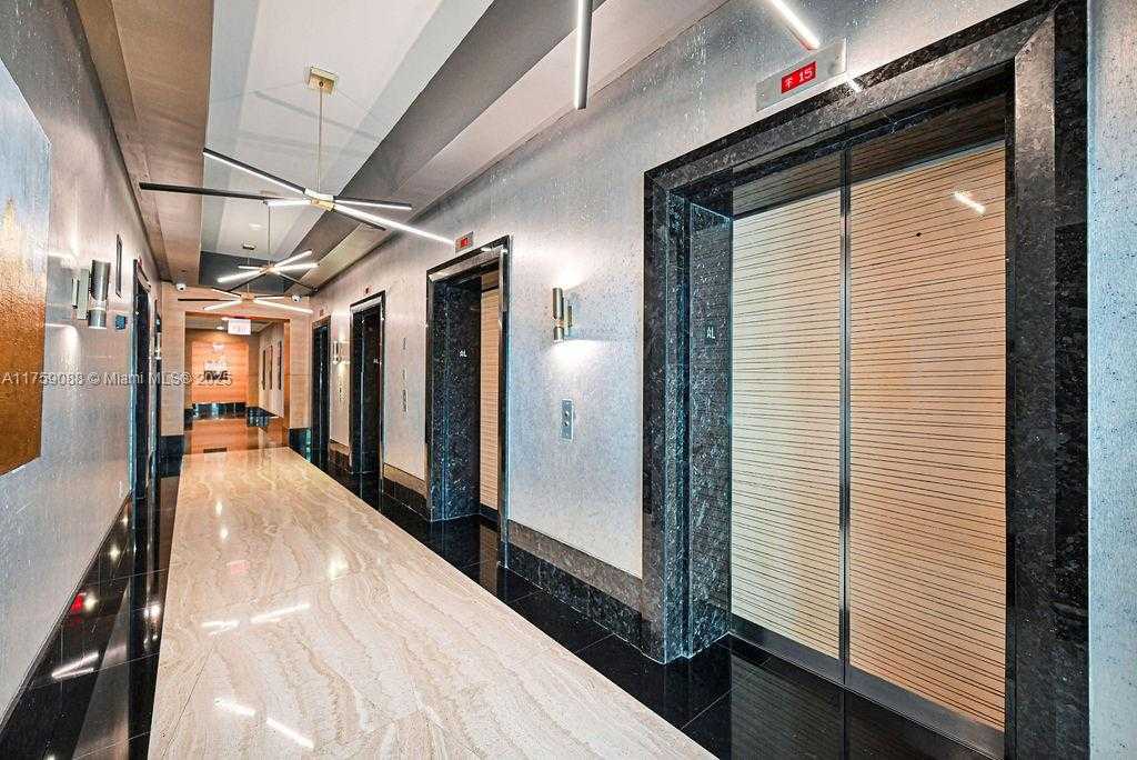 Small Image of 950 BRICKELL BAY DR #3605, Miami Number 9