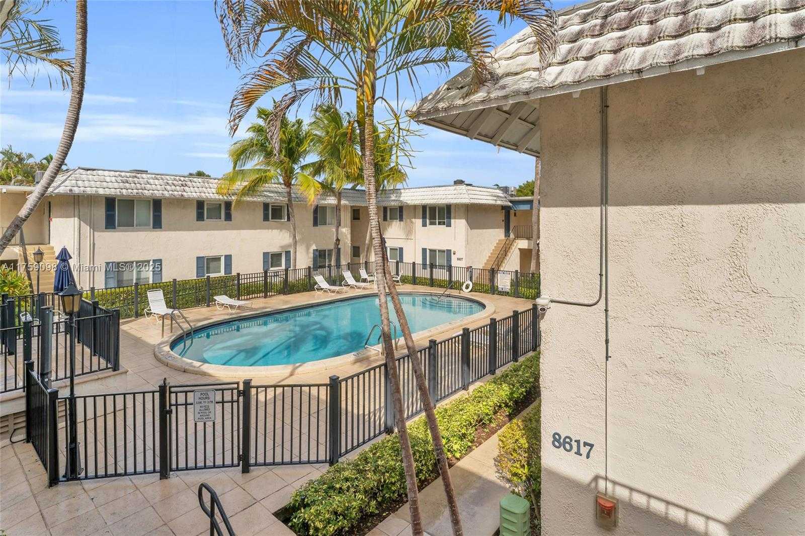 Small Image of 8617 SOUTH WEST 68TH CT #23, Pinecrest Number 14