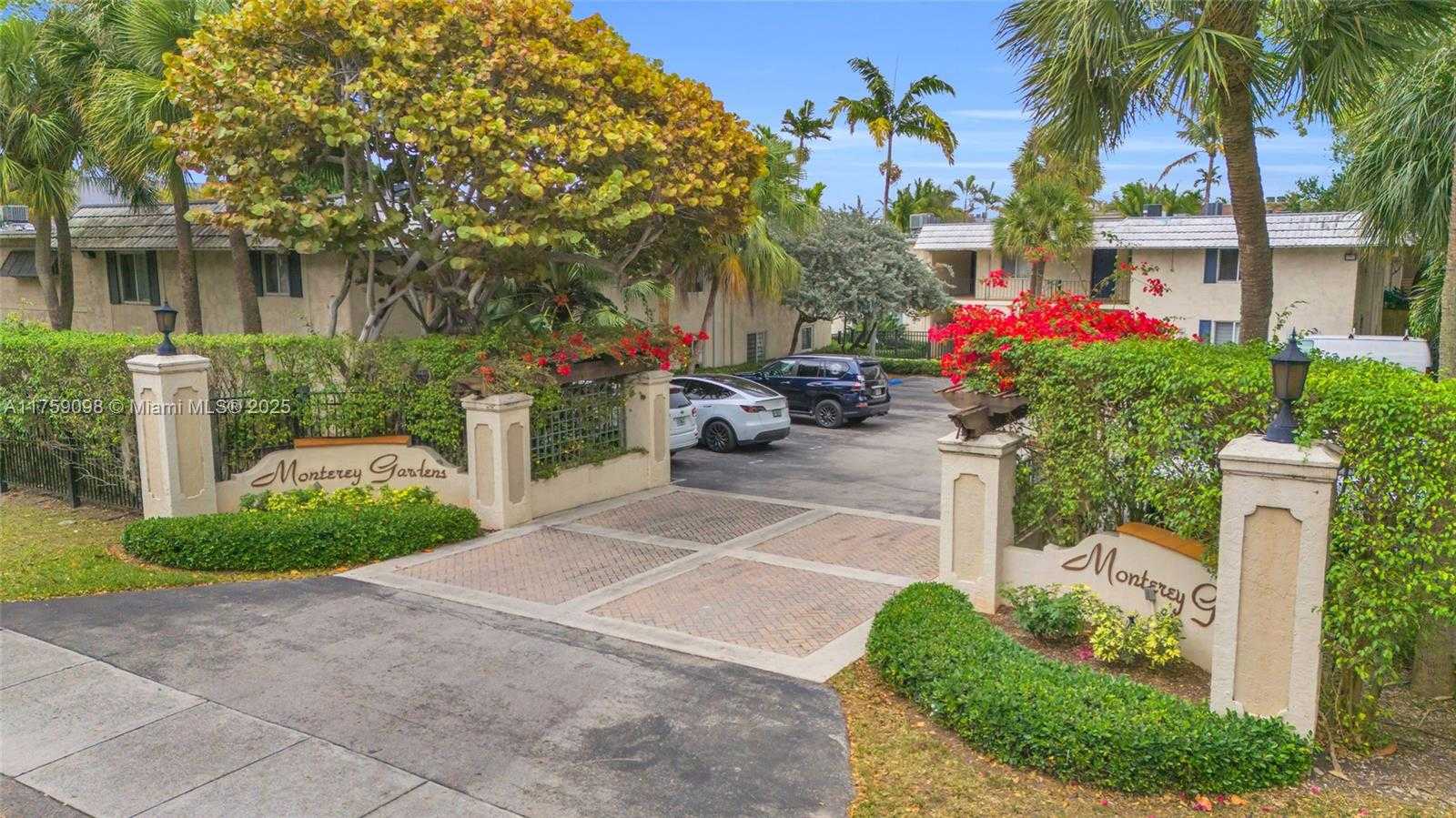 Small Image of 8617 SOUTH WEST 68TH CT #23, Pinecrest Number 19