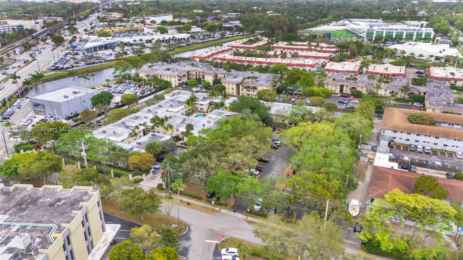 Small Image of 8617 SOUTH WEST 68TH CT #23, Pinecrest Number 20