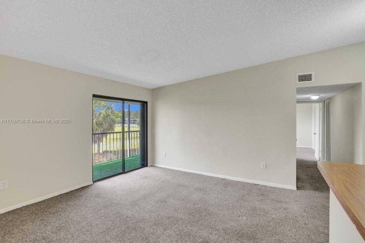 Small Image of 9731 HAMMOCKS BLVD #203B, Miami Number 19