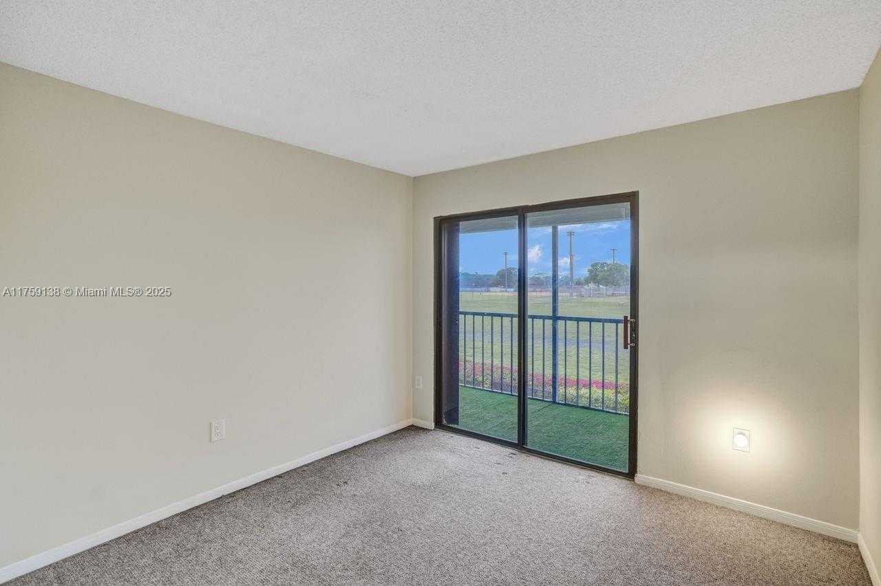 Small Image of 9731 HAMMOCKS BLVD #203B, Miami Number 23
