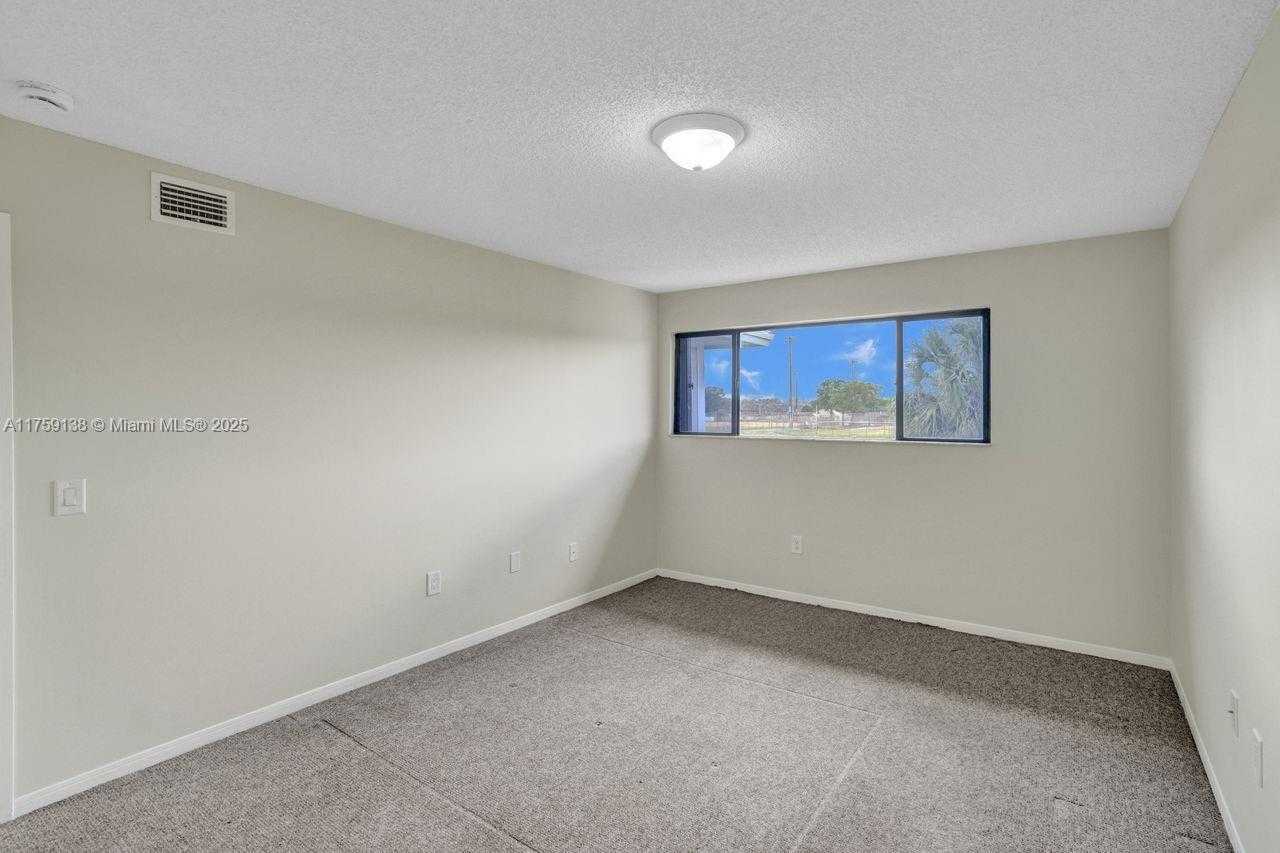 Small Image of 9731 HAMMOCKS BLVD #203B, Miami Number 29