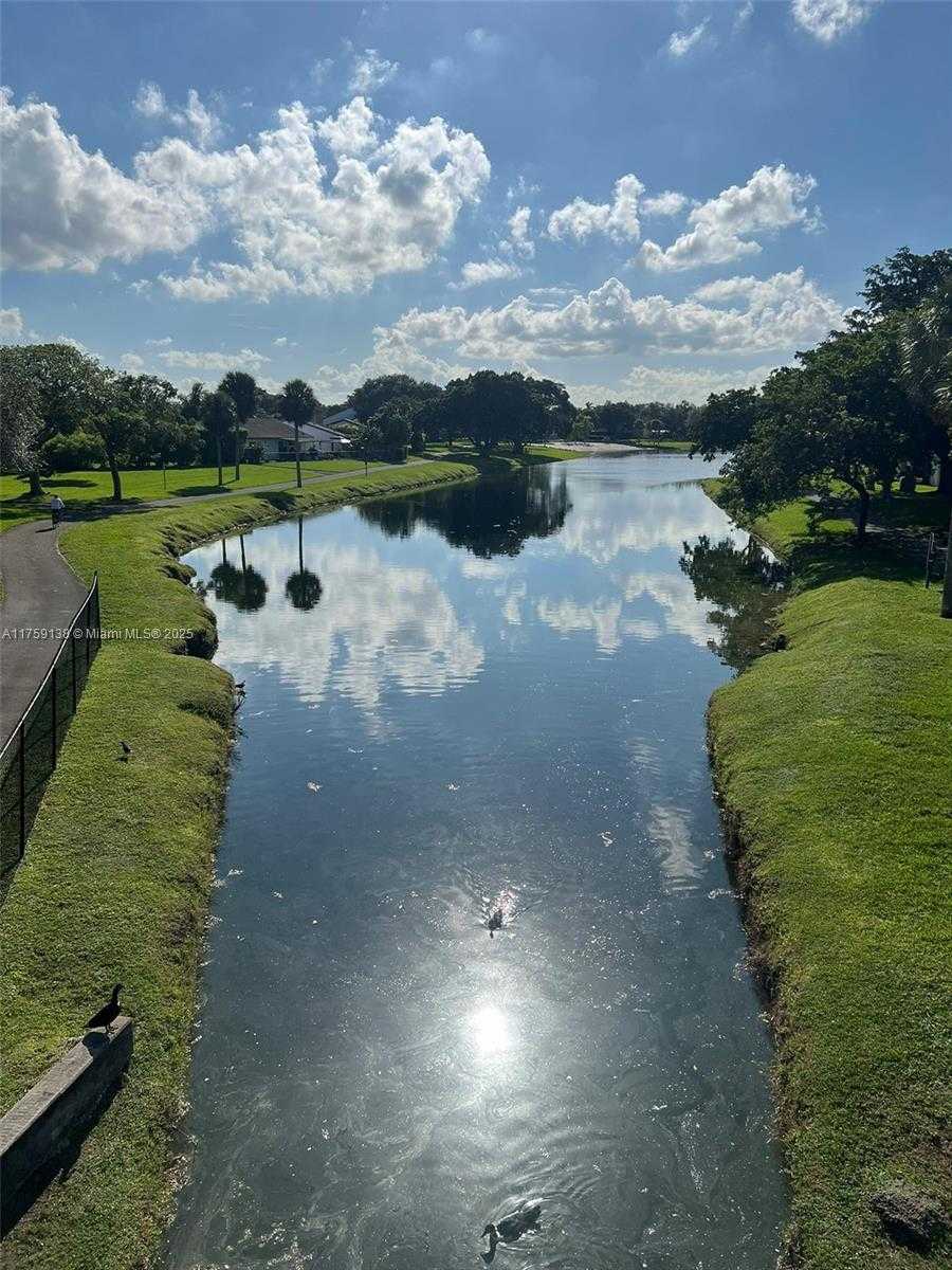 Small Image of 9731 HAMMOCKS BLVD #203B, Miami Number 37