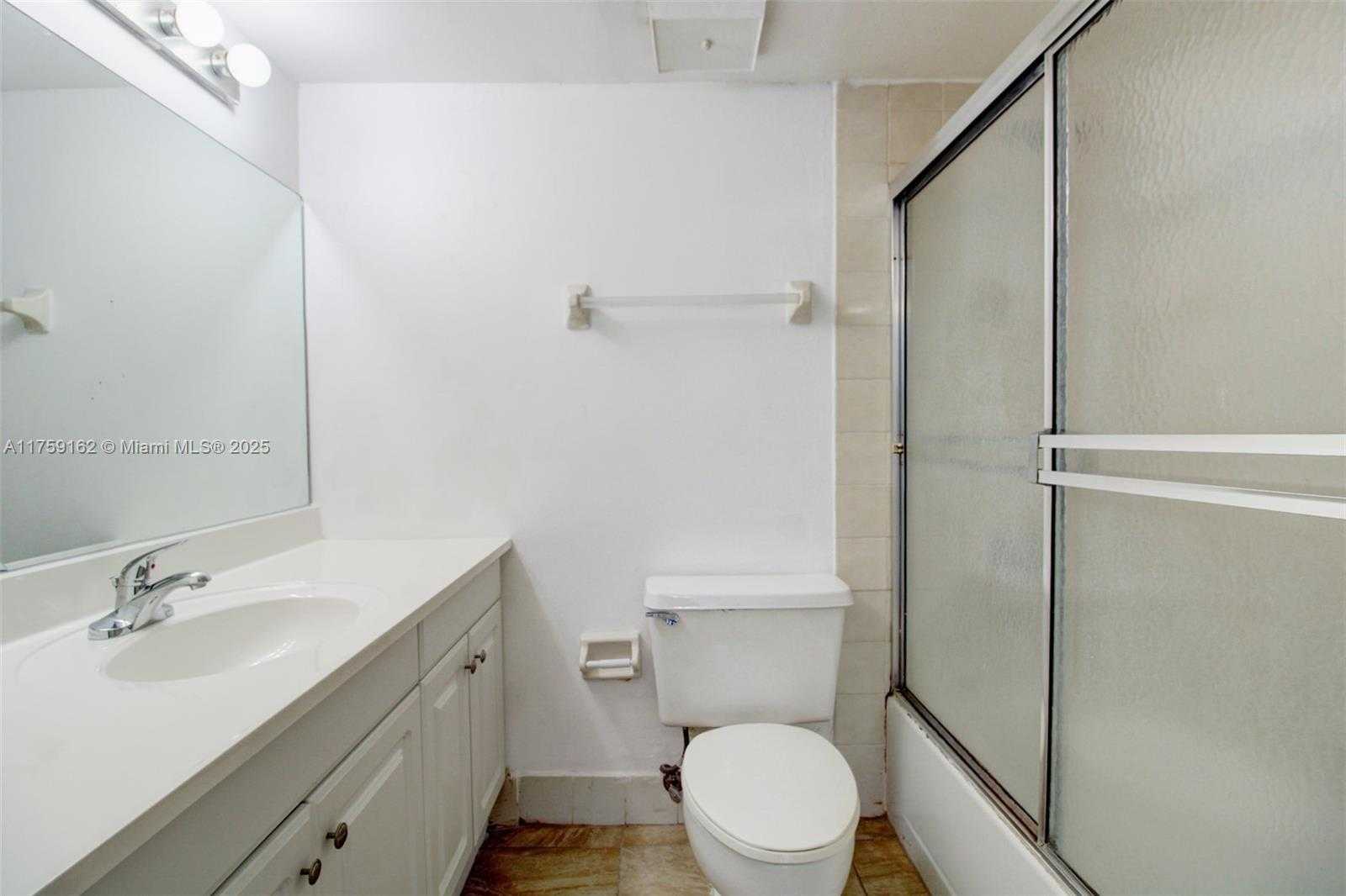 Small Image of 1300 SOUTH WEST 122ND AVE #310-2, Miami Number 15