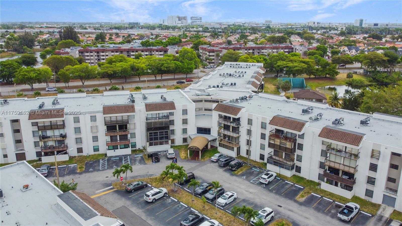 Small Image of 1300 SOUTH WEST 122ND AVE #310-2, Miami Number 22